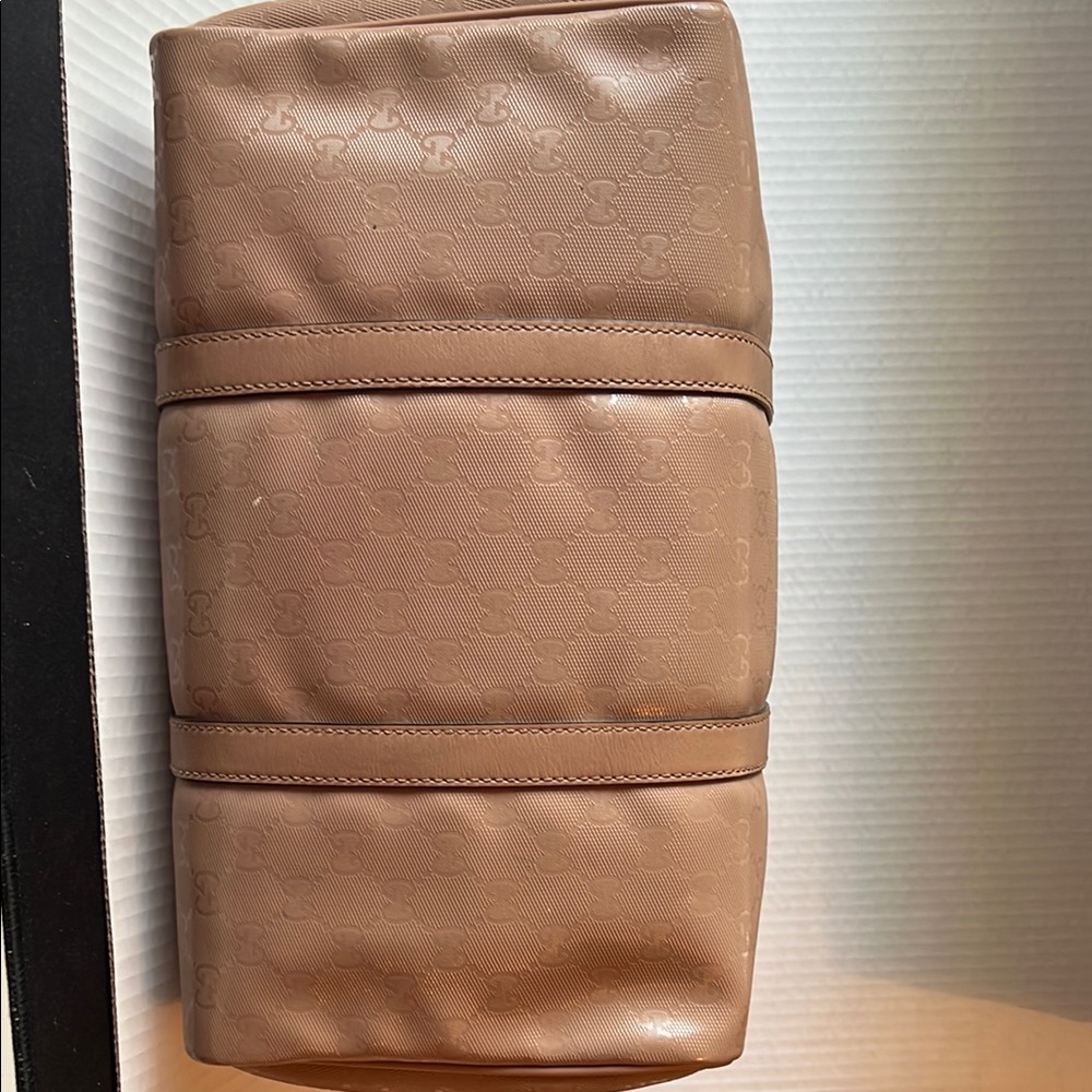 Gucci Beige Monogram Duffel Bag - Picture 6 of 13